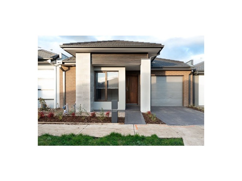 14 Crepe Road, Kalkallo VIC 3064