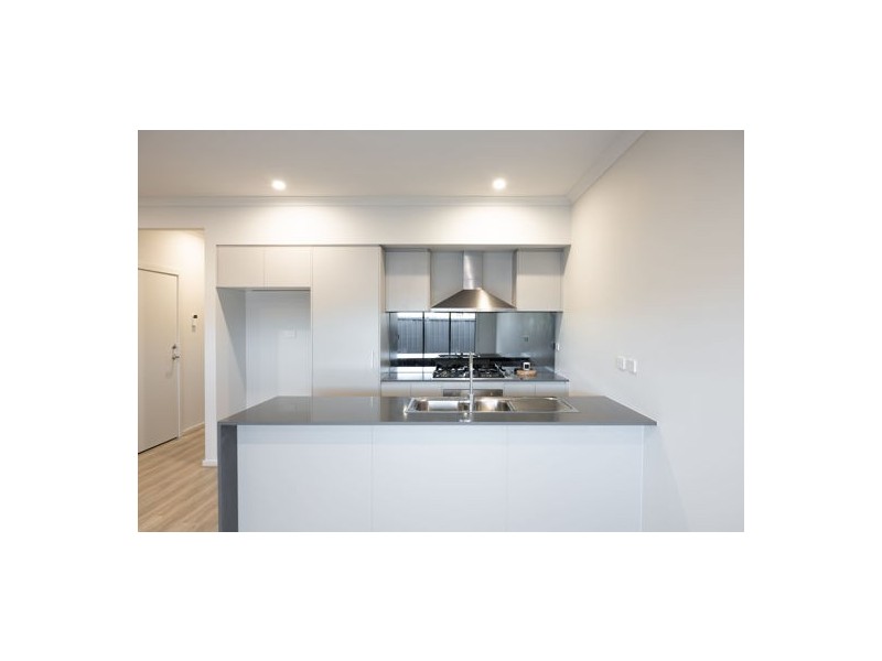 14 Crepe Road, Kalkallo VIC 3064