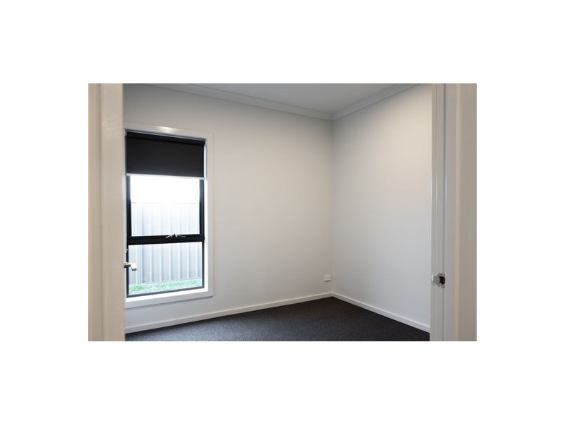 14 Crepe Road, Kalkallo VIC 3064