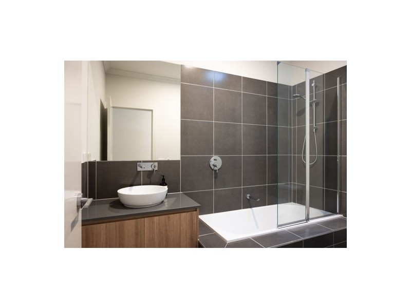 14 Crepe Road, Kalkallo VIC 3064