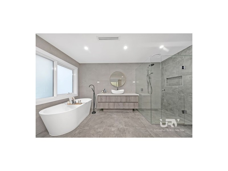 29 Lynton Court, Greenvale VIC 3059