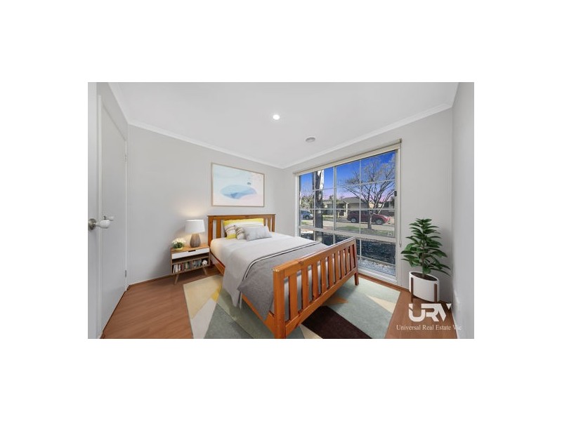 11 Bathurst Close, Craigieburn VIC 3064