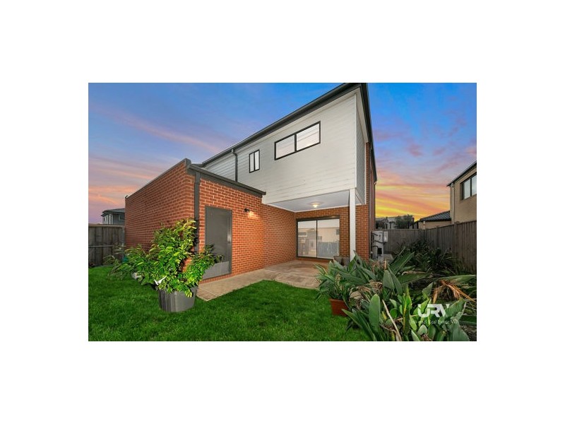 3 Muskwood Drive, Mickleham VIC 3064