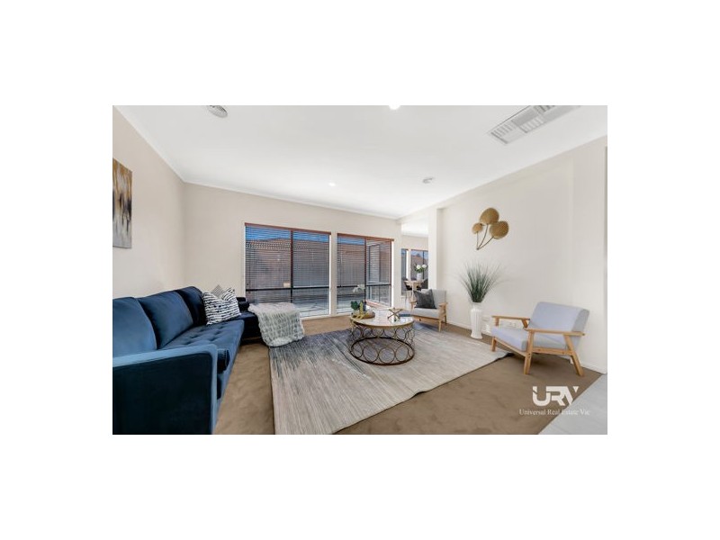 4 Kingdom Court, Roxburgh Park VIC 3064