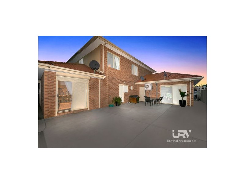 4 Golfview Drive, Craigieburn VIC 3064