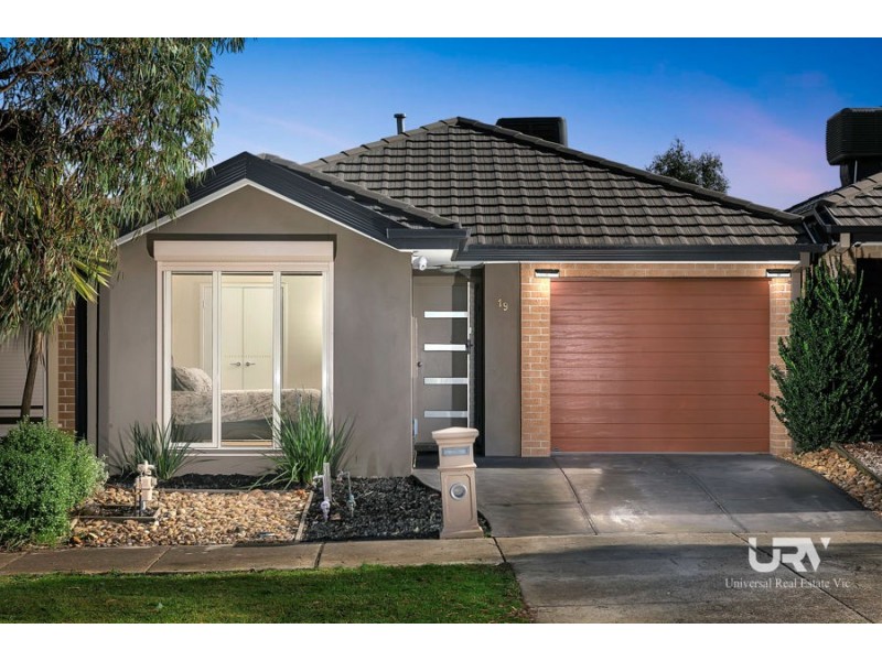 19 Domain Way, Craigieburn VIC 3064