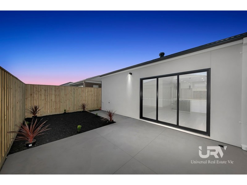 9 Luppino Street, Donnybrook VIC 3064
