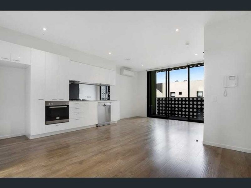 304/81 Cemetery Road East, Carlton VIC 3053