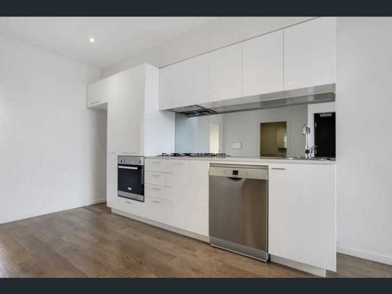 304/81 Cemetery Road East, Carlton VIC 3053
