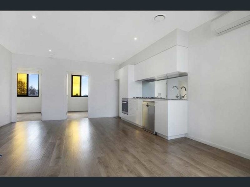 304/81 Cemetery Road East, Carlton VIC 3053