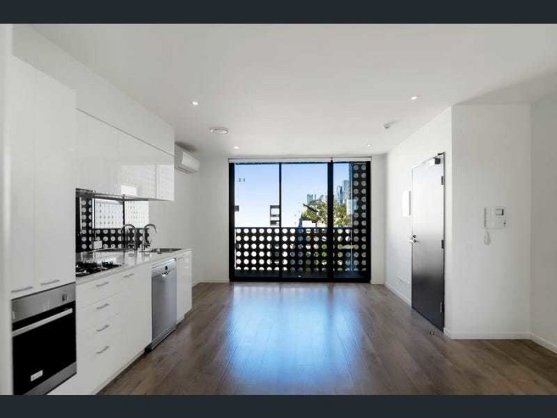 304/81 Cemetery Road East, Carlton VIC 3053