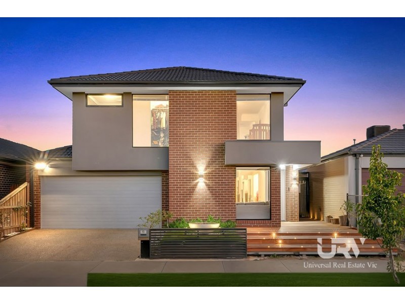 19 Chevery Street, Mickleham VIC 3064