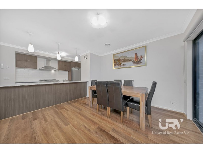 19 Chevery Street, Mickleham VIC 3064