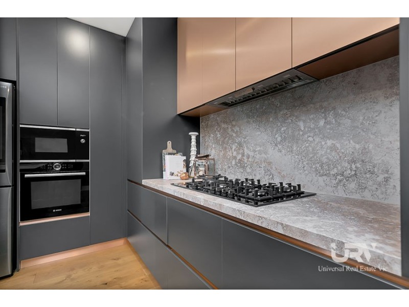 13 Camberwell Parade, Mickleham VIC 3064