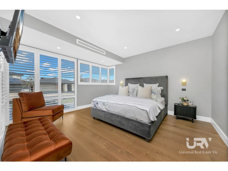 13 Camberwell Parade, Mickleham VIC 3064