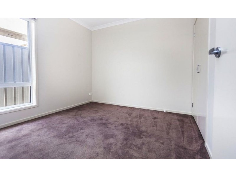 45 Mountleigh Circuit, Craigieburn VIC 3064
