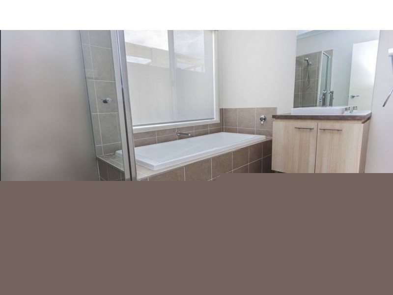 45 Mountleigh Circuit, Craigieburn VIC 3064