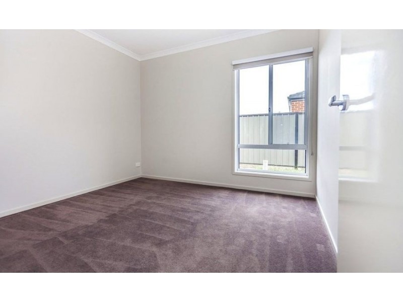 45 Mountleigh Circuit, Craigieburn VIC 3064