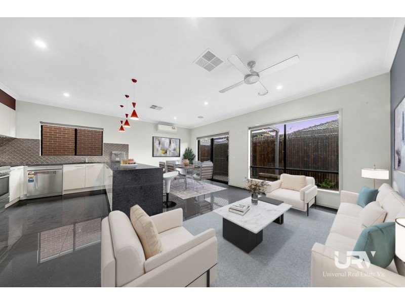 16 Puckle Avenue, Mickleham VIC 3064