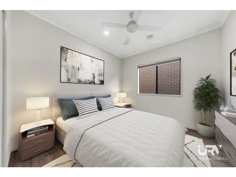 16 Puckle Avenue, Mickleham VIC 3064