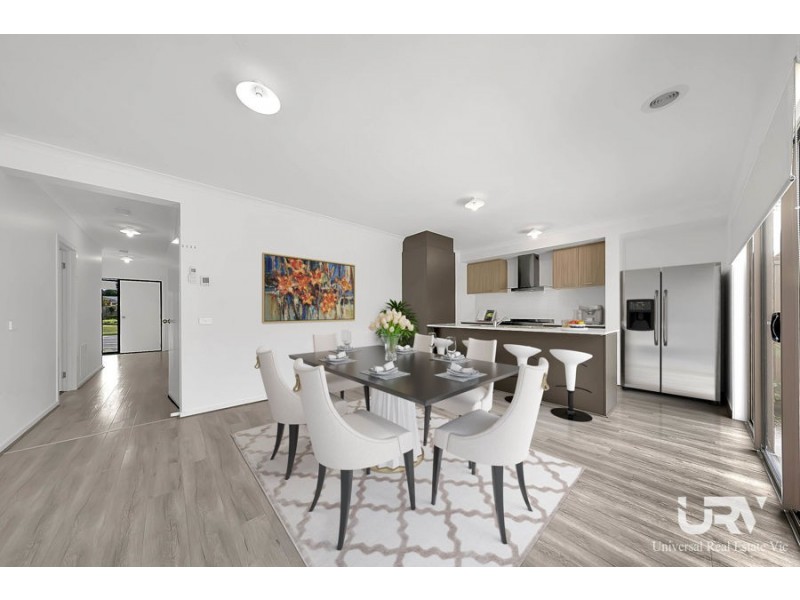 21 Brossard Road, Mickleham VIC 3064