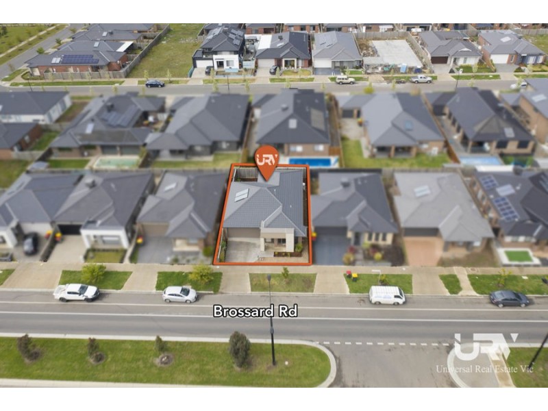 21 Brossard Road, Mickleham VIC 3064