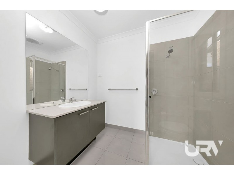 21 Brossard Road, Mickleham VIC 3064