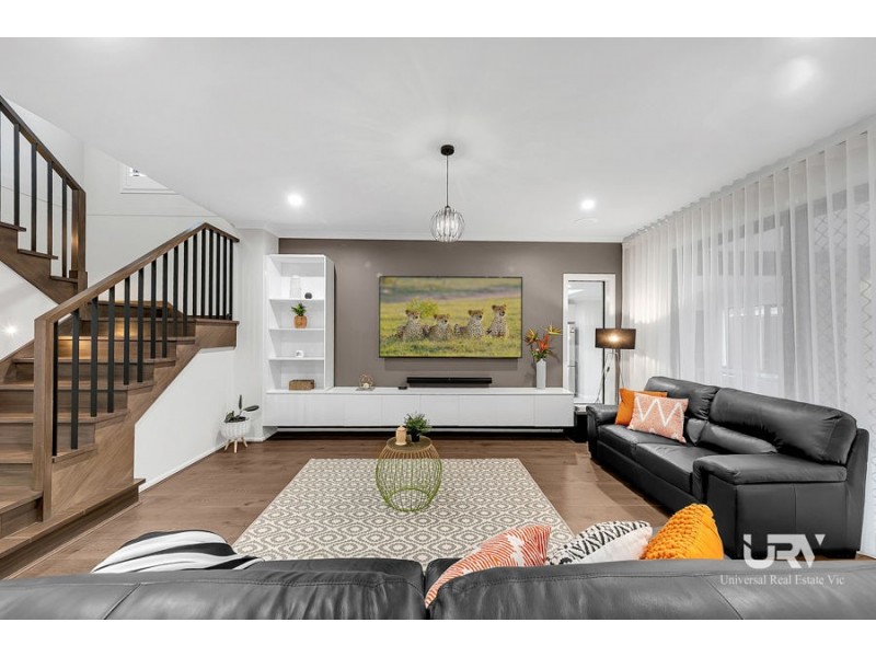 27 Guardian Street, Mickleham VIC 3064