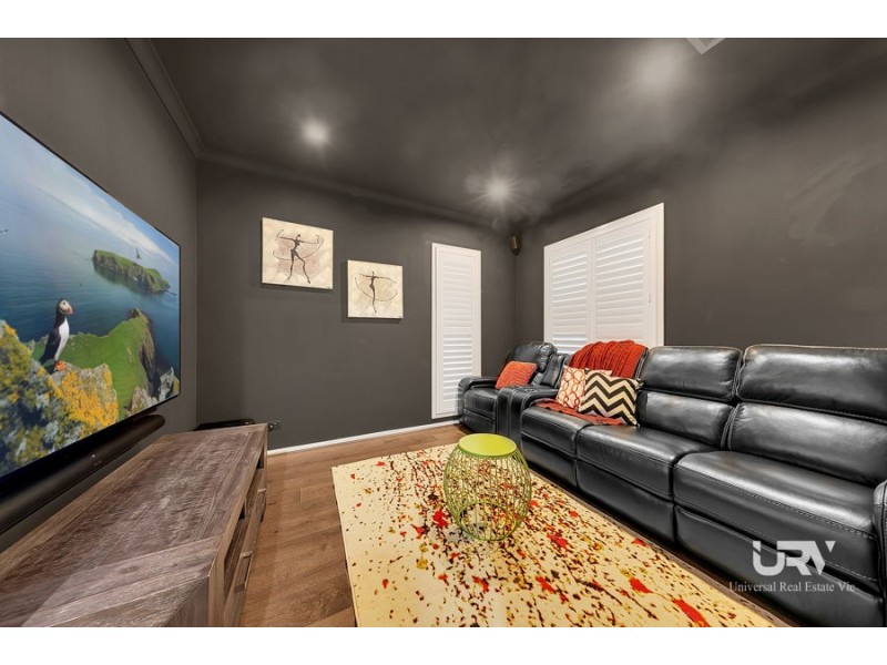 27 Guardian Street, Mickleham VIC 3064