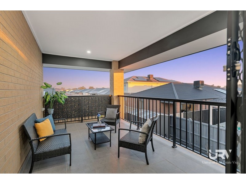 27 Guardian Street, Mickleham VIC 3064