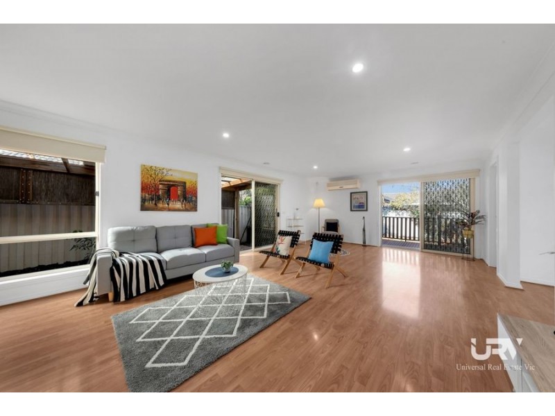 14 Golf View Drive, Craigieburn VIC 3064