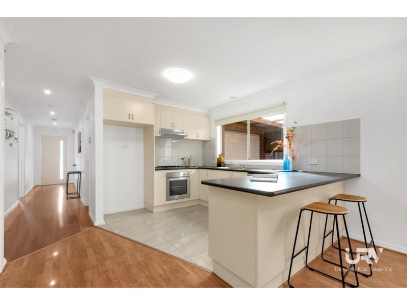 14 Golf View Drive, Craigieburn VIC 3064