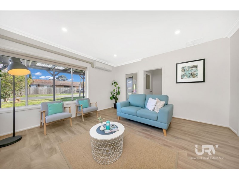 13 Crockett Avenue, Craigieburn VIC 3064