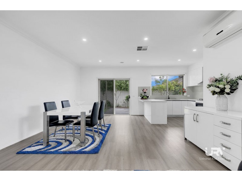 16 Classic Place, Craigieburn VIC 3064