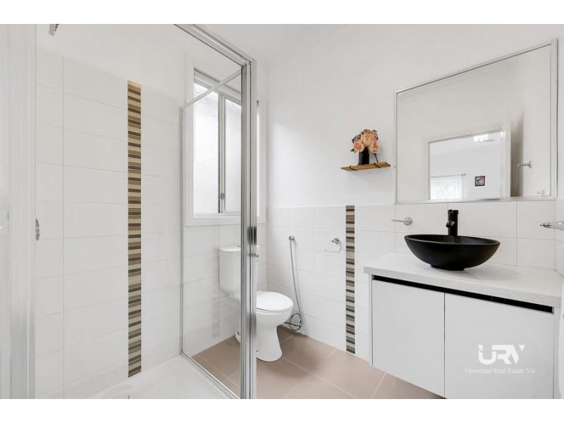 16 Classic Place, Craigieburn VIC 3064