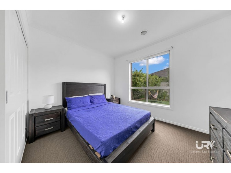 16 Classic Place, Craigieburn VIC 3064
