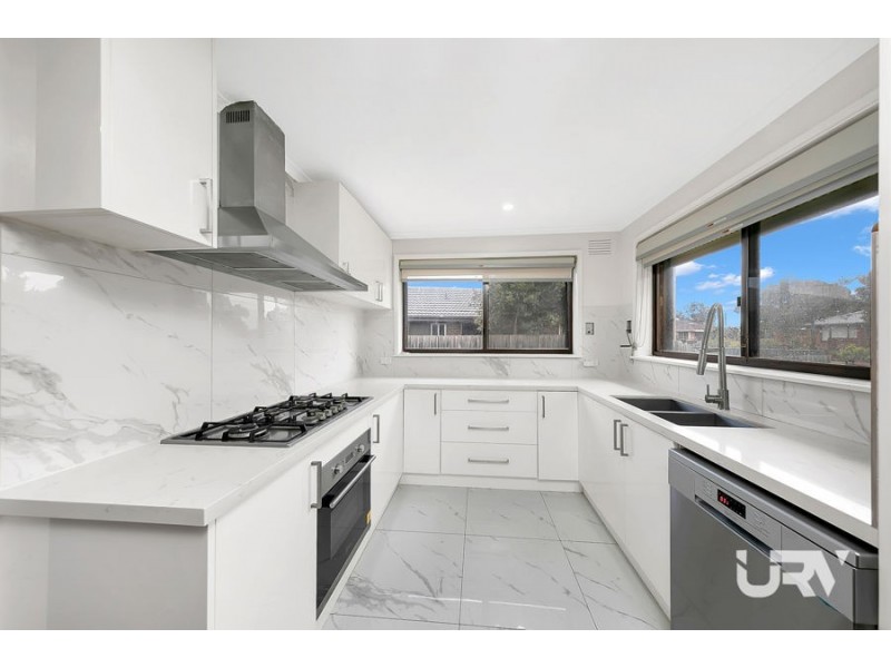 43 Langdon Crescent, Craigieburn VIC 3064