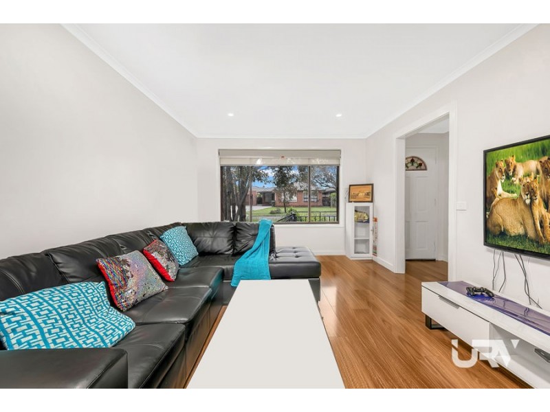 43 Langdon Crescent, Craigieburn VIC 3064