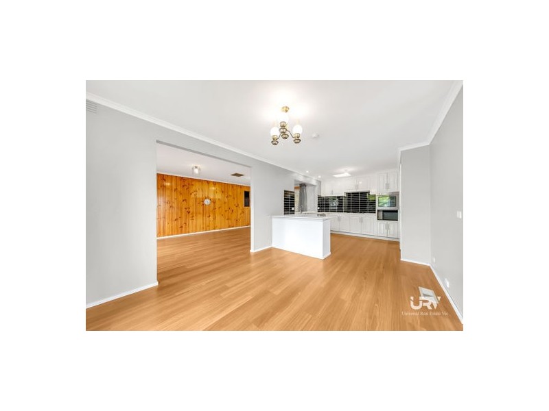 77 Langdon Crescent, Craigieburn VIC 3064