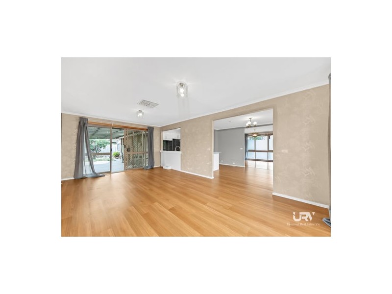 77 Langdon Crescent, Craigieburn VIC 3064