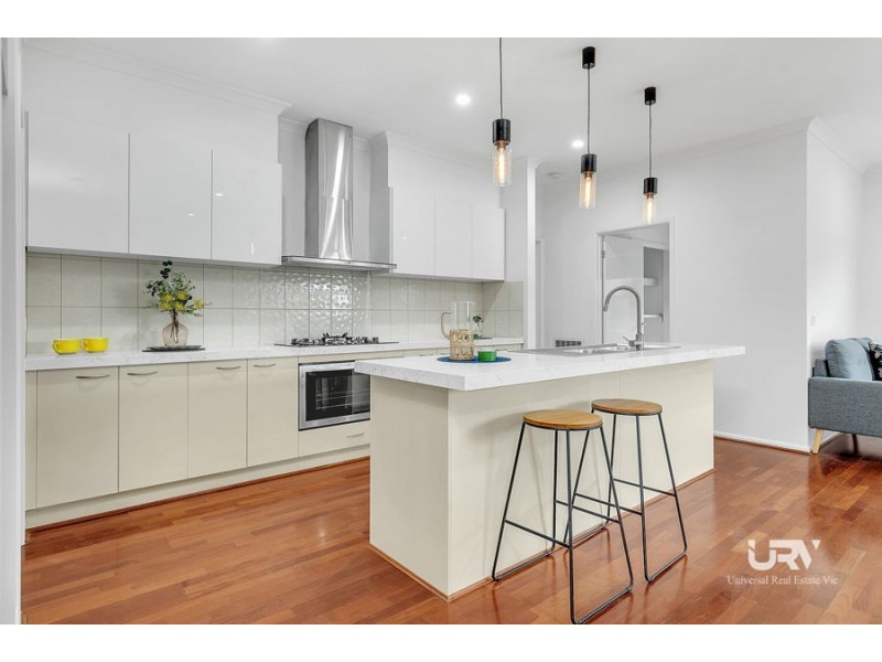 32 Ben Loman Circuit, Craigieburn VIC 3064
