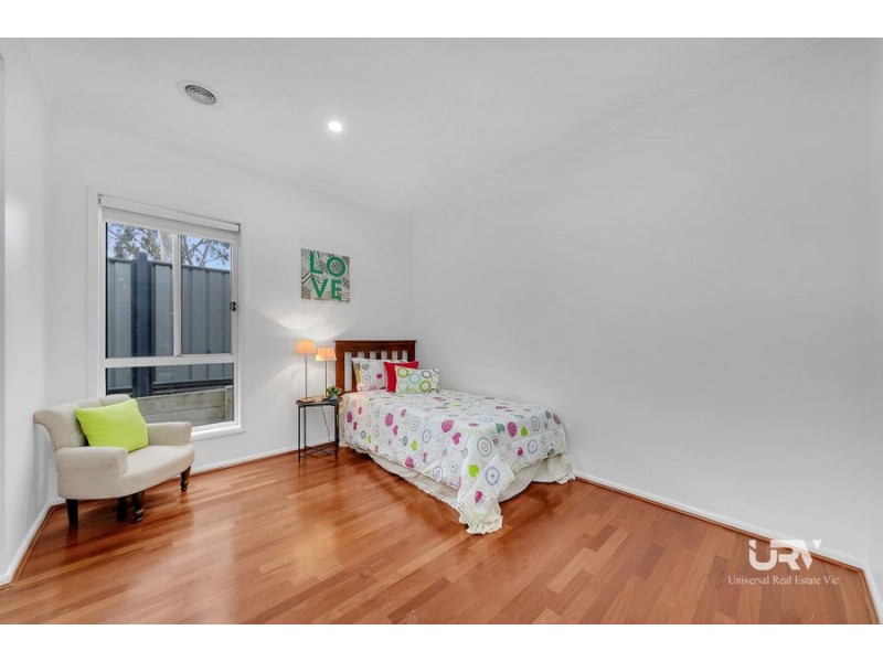 32 Ben Loman Circuit, Craigieburn VIC 3064