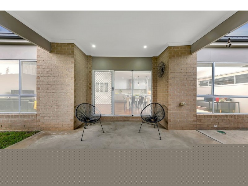 32 Ben Loman Circuit, Craigieburn VIC 3064