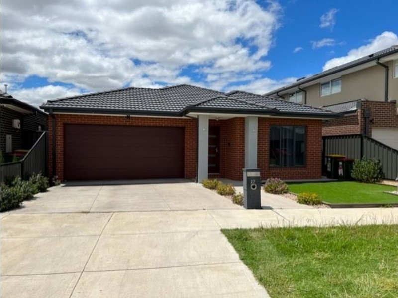 27 Gossia Avenue, Craigieburn VIC 3064