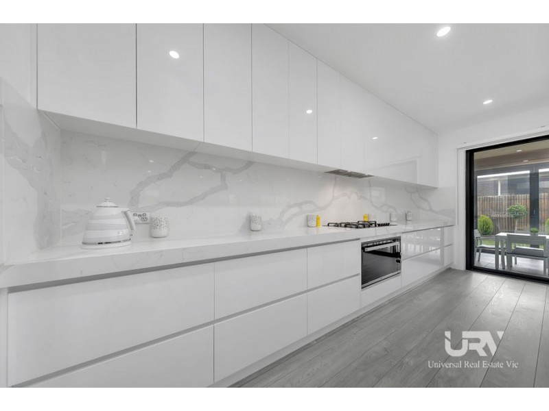 14 Echelon Street, Craigieburn VIC 3064