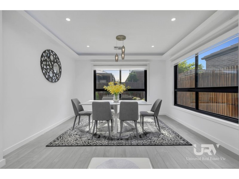 14 Echelon Street, Craigieburn VIC 3064