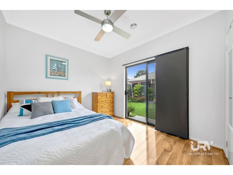 68 Hyde Park Avenue, Craigieburn VIC 3064