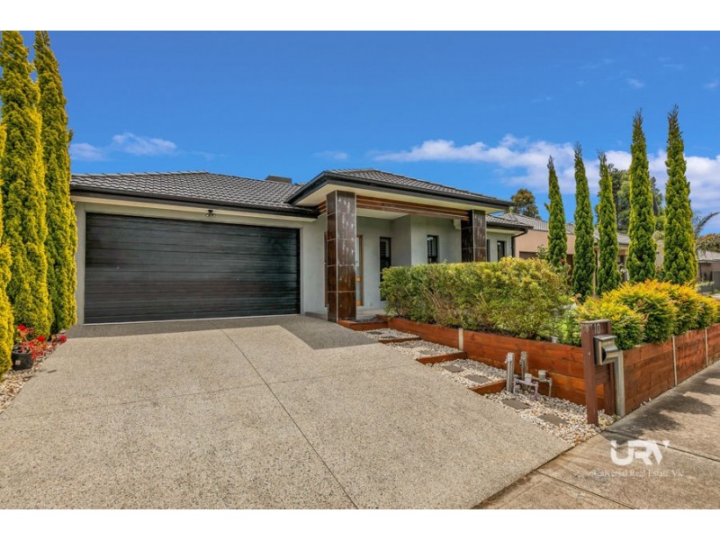 10 Spirited Cct, Craigieburn VIC 3064