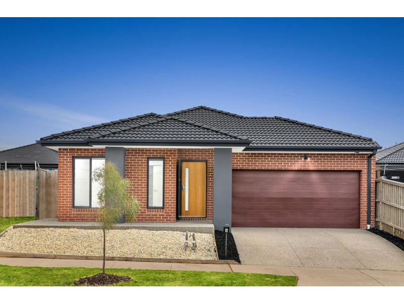 4 Alfred Road, Mickleham VIC 3064