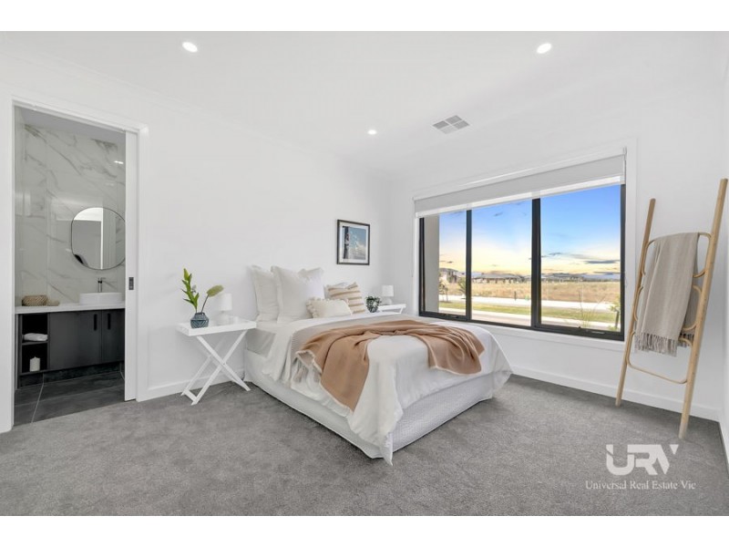 106 Brossard Road, Mickleham VIC 3064